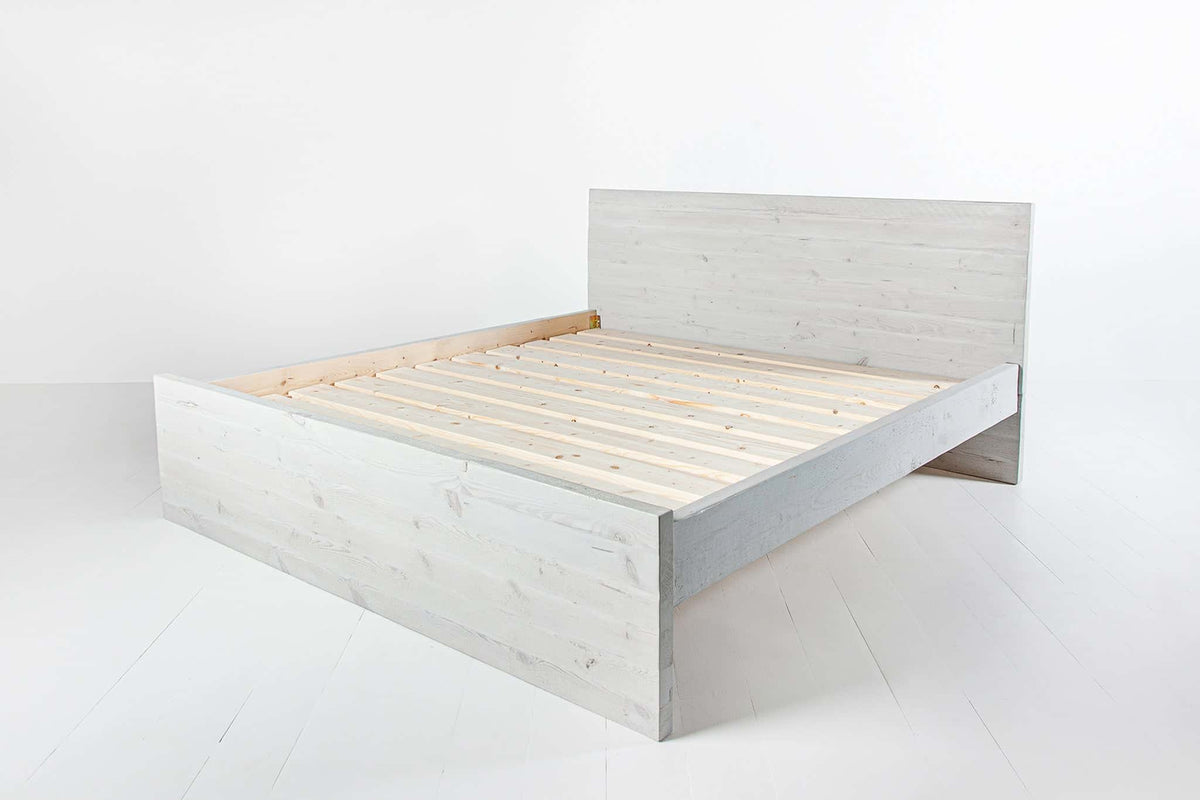 Branson Bed