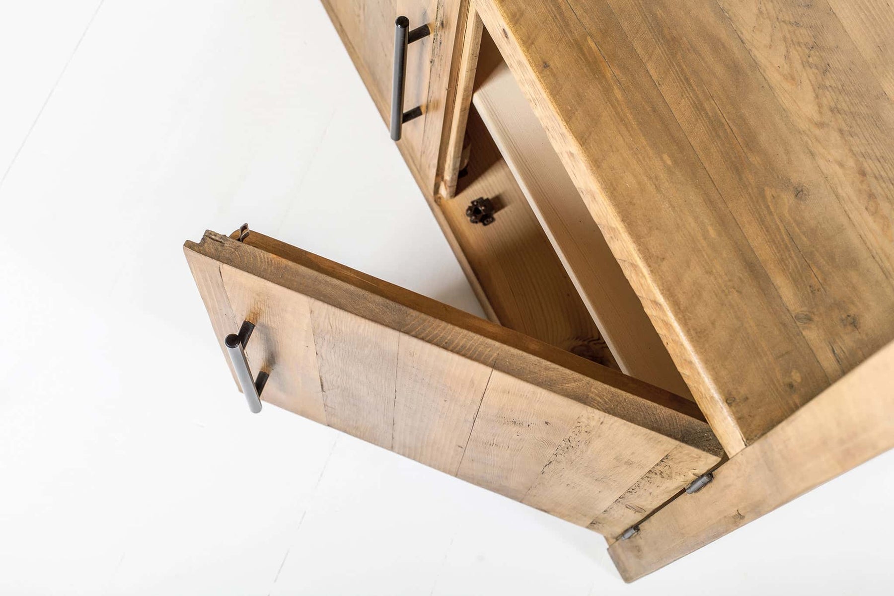 Branson Shelving Unit