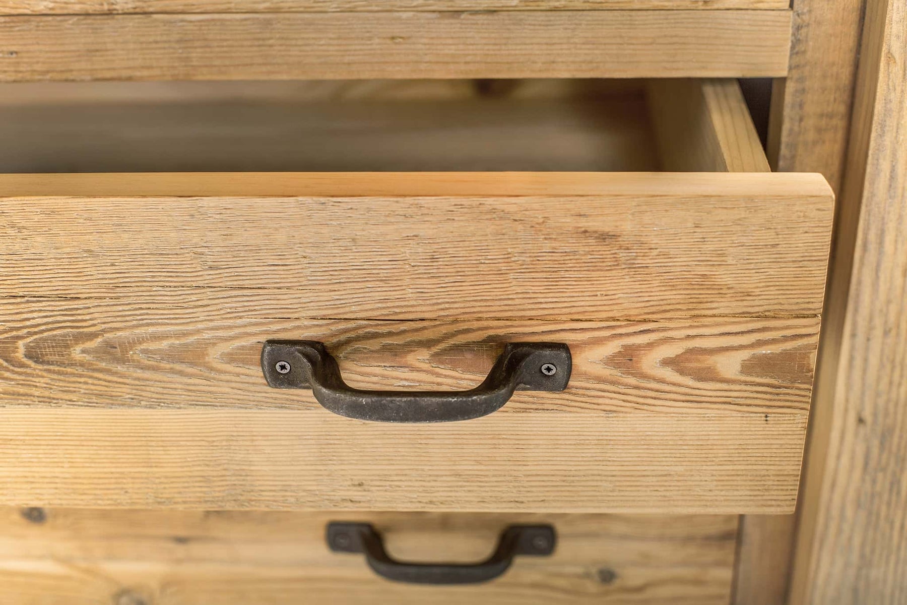 Hudson Chest Of Drawers