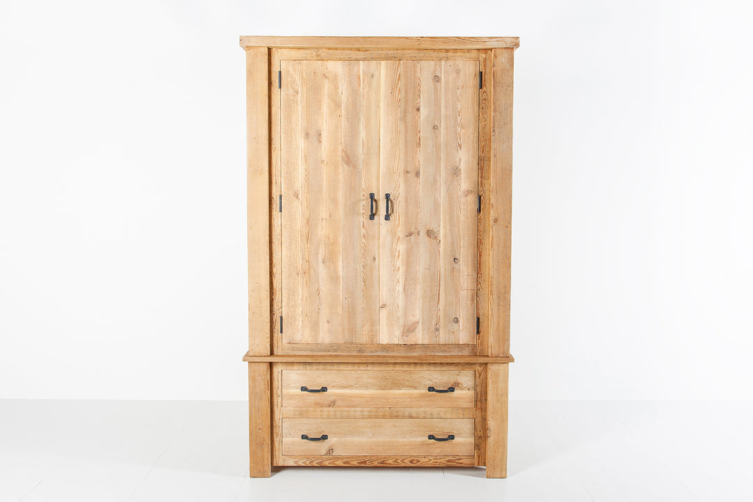 Hudson Gentlemans Wardrobe